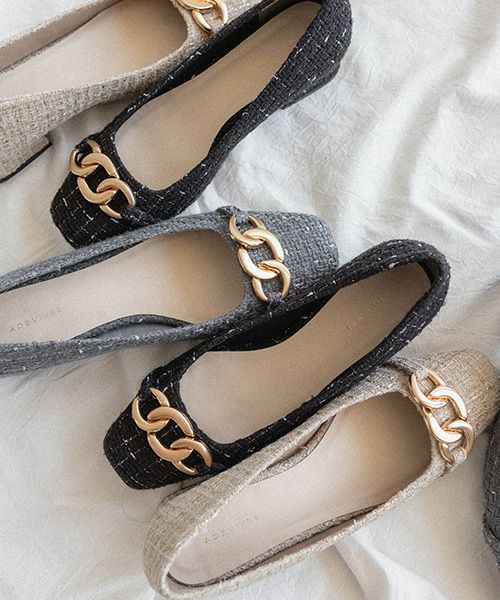 【OHGA】ツイードビジューパンプス　グレー　22.5 新品・未使用 ボア ビジュー パンプス （グレー ボア） -Emma Francis / エマ