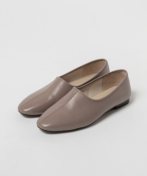 50%OFF】レザースクエアトゥフラットパンプス | A de Vivre（アドゥ